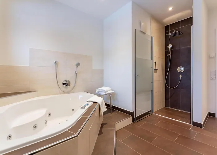 Residenz Am Erzbach アパート